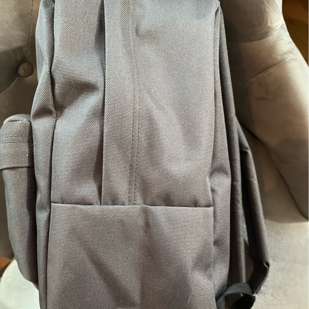 Merrell gray backpack - Picture 3 of 9